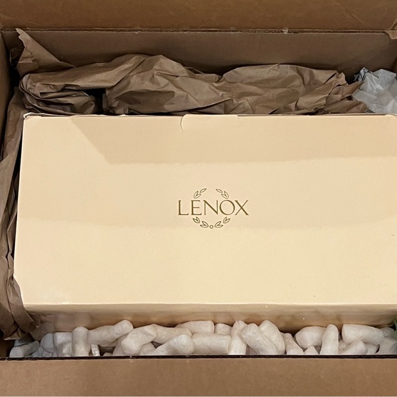 Lenox Snowman 24K trim cookie jar Christmas - Picture 9 of 10